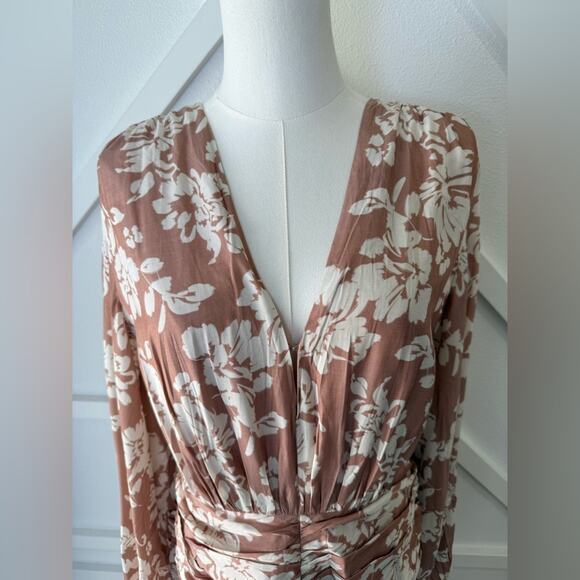 NWT Keepsake The Label Rosa Long Ballon Sleeve Floral Midi Dress Size 8 (AUS 12) - Picture 4 of 13